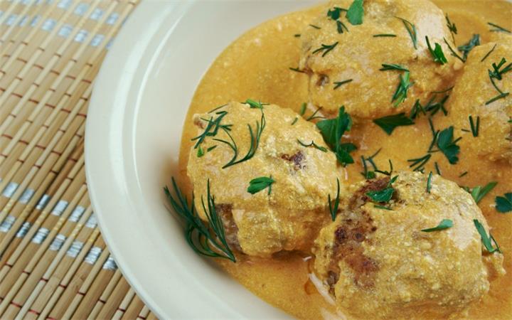Coconut Curry Chicken Meatballs | Manor Farm Best Chicken Recipes