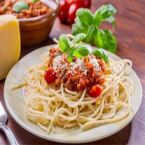 Spaghetti Bolognese with Chicken Mince - Manor Farm